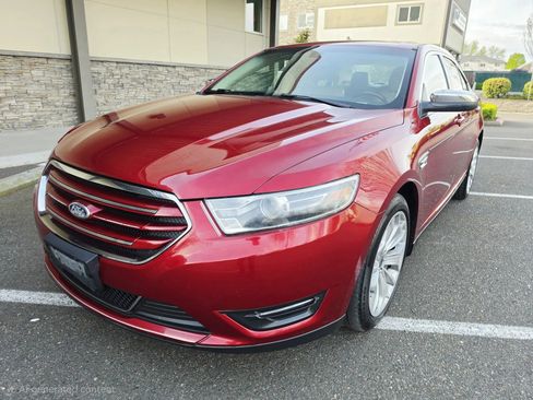 Used 2014 Ford Taurus Limited image 1