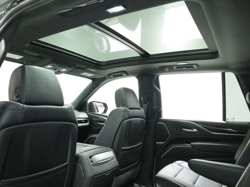 Used 2023 Cadillac Escalade Sport AWD/4WD image 29