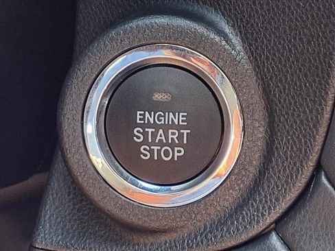 Certified 2025 Subaru Outback Premium image 14