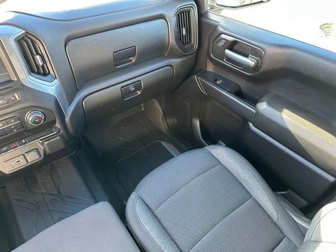 Used 2022 Chevrolet Silverado 1500 Custom image 22