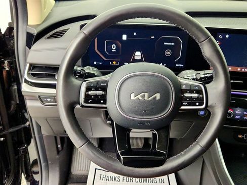 Used 2025 Kia Carnival SX Prestige FWD image 14