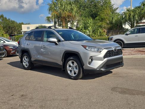 Used 2019 Toyota RAV4 XLE image 2