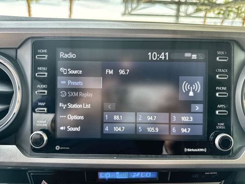 Used 2023 Toyota Tacoma SR5 AWD/4WD image 5