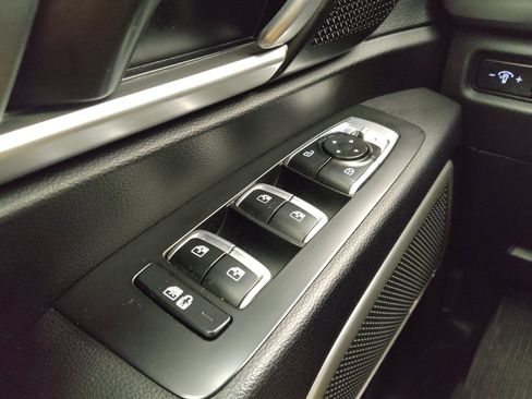 Used 2020 Kia Telluride S FWD image 27