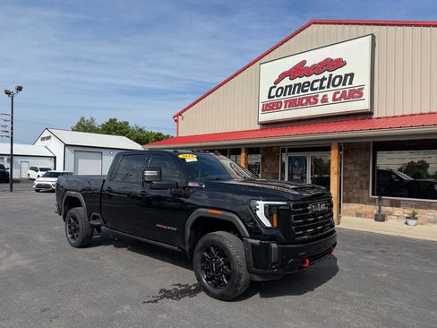 Used 2024 GMC Sierra 2500 AT4 w/ AT4 Premium Plus Package AWD/4WD image 2
