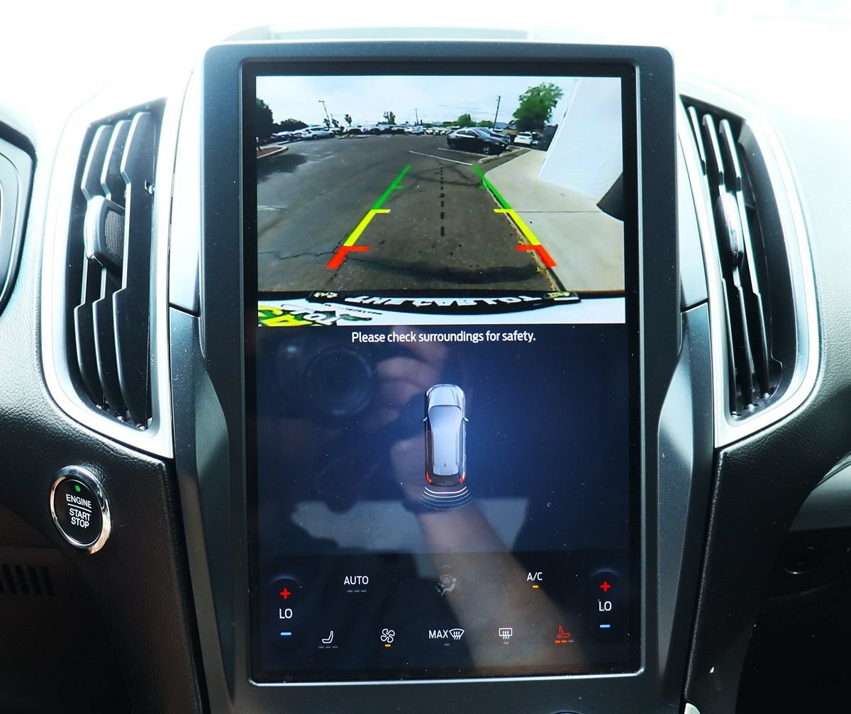 Used 2022 Ford Edge SEL AWD/4WD image 47