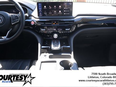 Certified 2026 Acura MDX w/ Advance Package AWD/4WD image 9