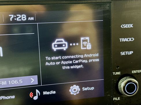 Used 2023 Kia Sportage LX AWD/4WD image 2