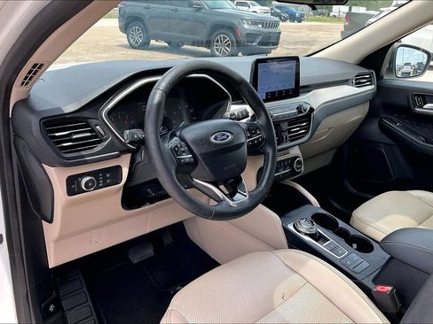 Used 2020 Ford Escape SEL FWD image 14