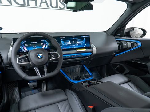 New 2026 BMW X3 xDrive30 w/ Premium Package image 16