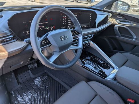 New 2025 Audi Q5 Premium Plus image 7