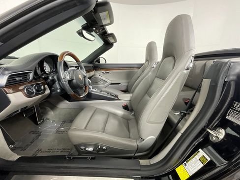 Used 2013 Porsche 911 Carrera S image 13