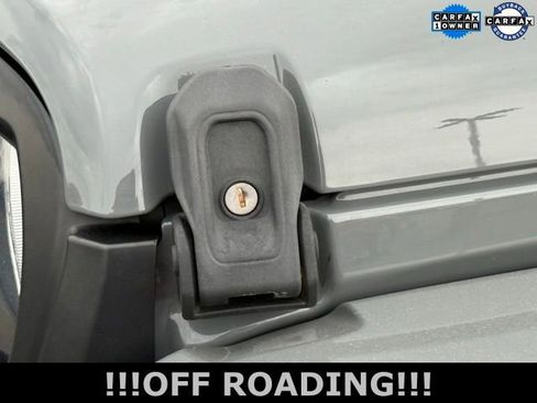 Used 2021 Jeep Wrangler Unlimited Sahara w/ Uconnect 4C Nav & Sound Group image 15