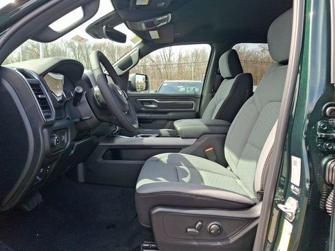 New 2026 RAM 1500 4x4 Crew Cab image 10