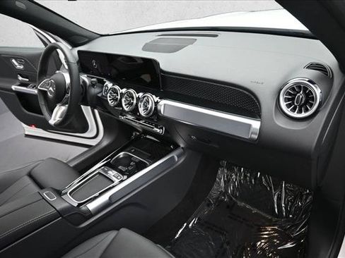 Certified 2026 Mercedes-Benz GLB 250 4MATIC image 29