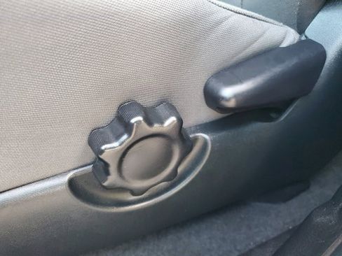 Used 2023 Toyota Tacoma SR5 image 15