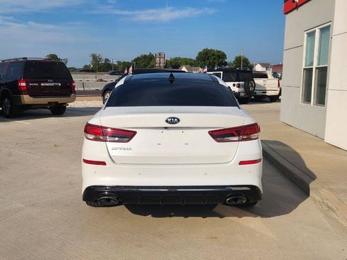 Used 2020 Kia Optima SE FWD image 5