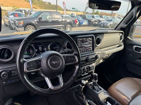 Certified 2021 Jeep Wrangler Unlimited Sahara w/ Cold Weather Group image 12