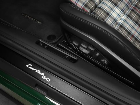 Certified 2025 Porsche 911 Turbo AWD/4WD image 50