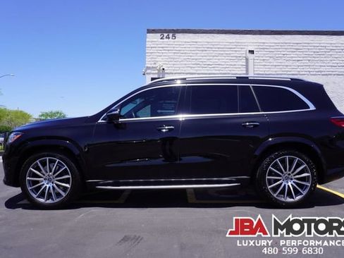 Used 2024 Mercedes-Benz GLS 580 4MATIC image 12
