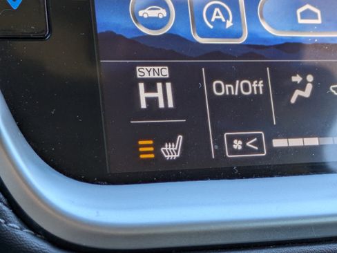 Used 2022 Subaru Legacy Premium image 30