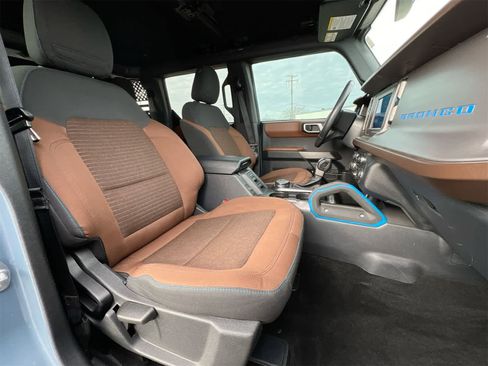 Used 2023 Ford Bronco Outer Banks image 21