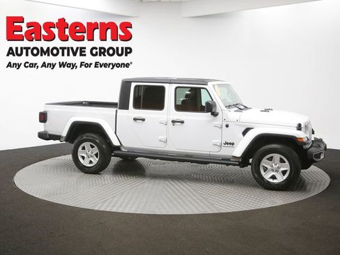 Used 2023 Jeep Gladiator Sport image 47