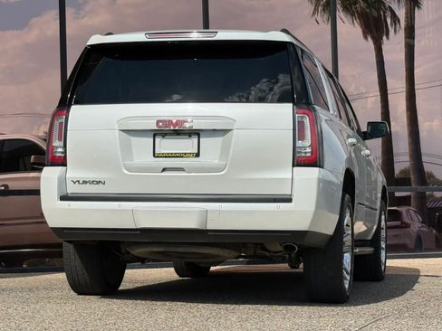 Used 2017 GMC Yukon SLT w/ Premium Edition AWD/4WD image 11