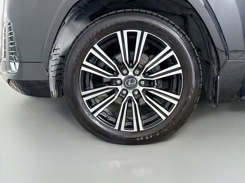 Certified 2024 Lexus LX 600 4WD w/ Luxury Package image 33