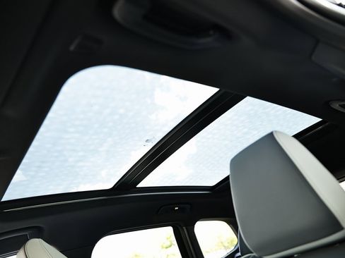 New 2026 BMW X1 xDrive28i w/ Convenience Package image 18