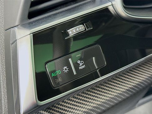 Used 2022 Audi RS Q8 image 11