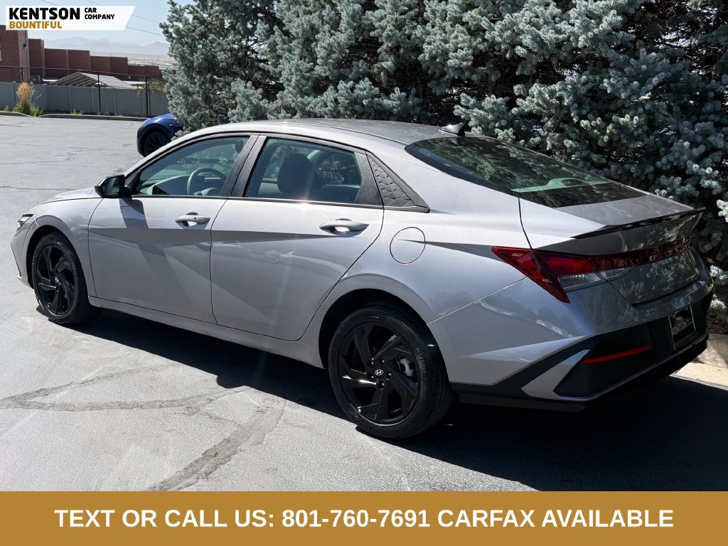 Used 2026 Hyundai Elantra Sport FWD image 5