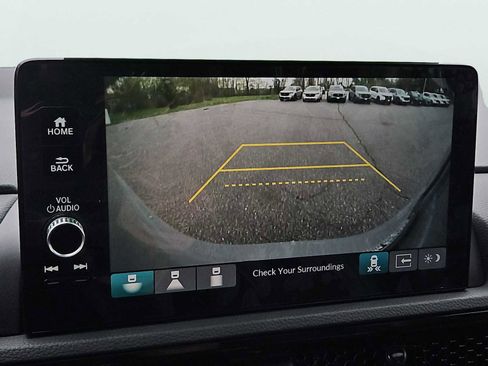 Used 2025 Honda CR-V Sport Touring image 9