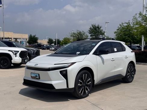 New 2026 Toyota bZ FWD image 8