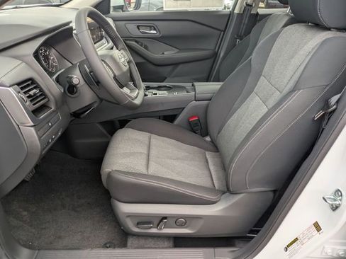 New 2026 Nissan Rogue SV FWD image 13