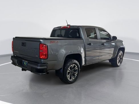 Used 2022 Chevrolet Colorado Z71 AWD/4WD image 3