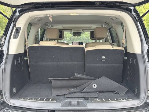 Used 2022 Nissan Armada Platinum w/ Captain's Chairs Package RWD image 27