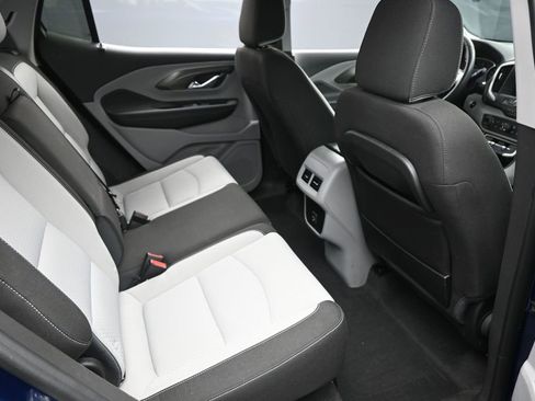 Used 2023 GMC Terrain SLE w/ Driver Convenience Package FWD image 29