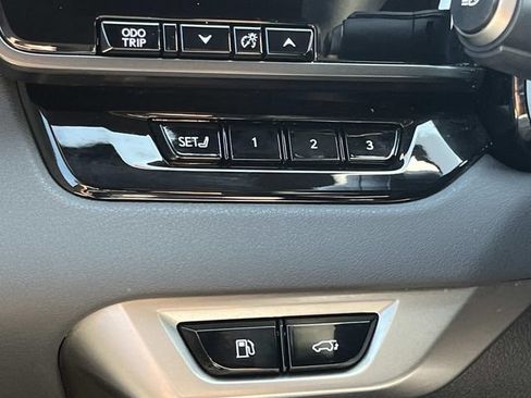 Used 2025 Lexus RX 350 Premium w/ Convenience Package AWD/4WD image 34