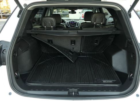 Used 2020 Chevrolet Equinox Premier w/ Premier Redline Edition image 26