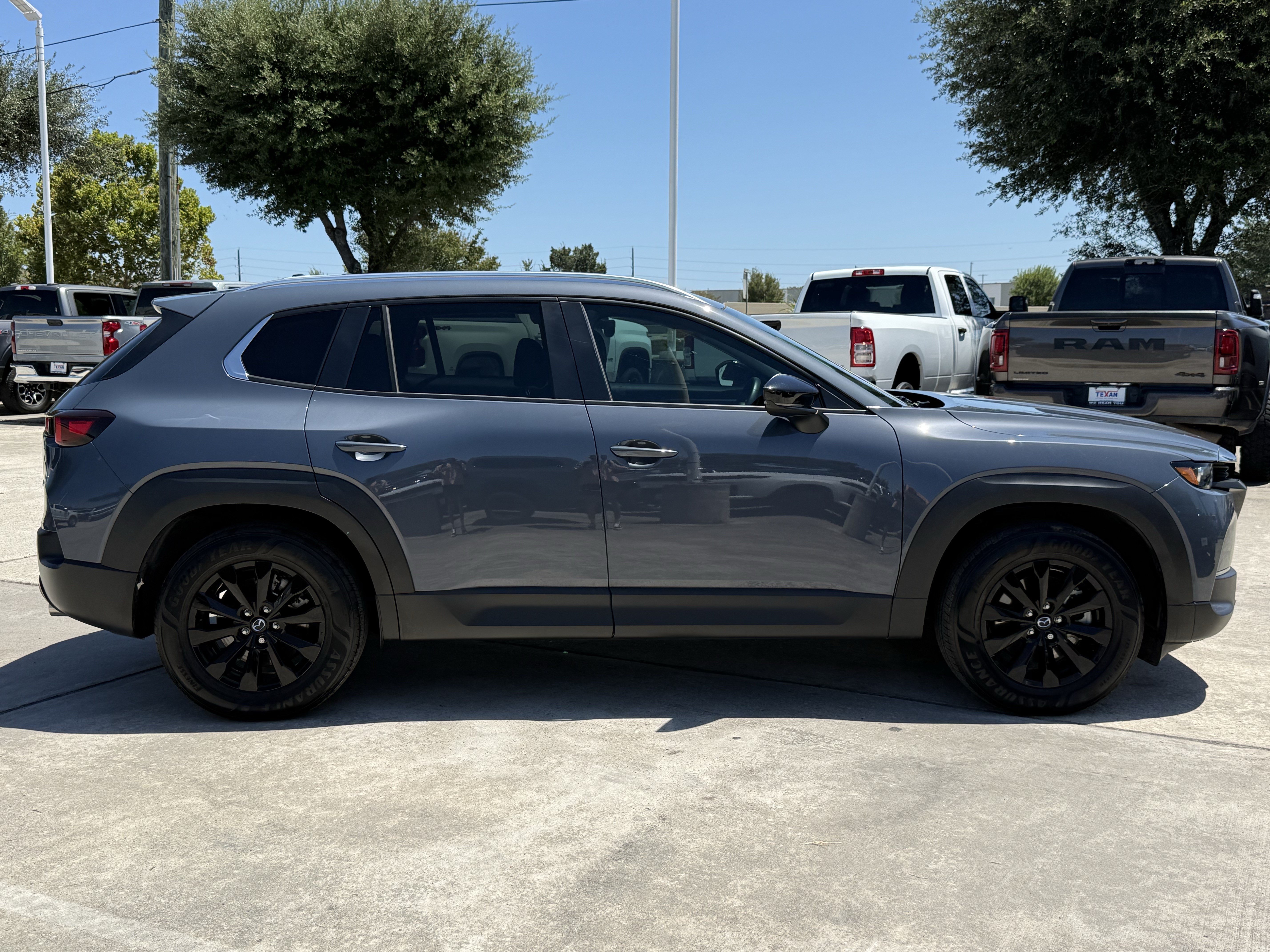 Used 2024 MAZDA CX-50 AWD 2.5 S w/ Preferred Package image 3