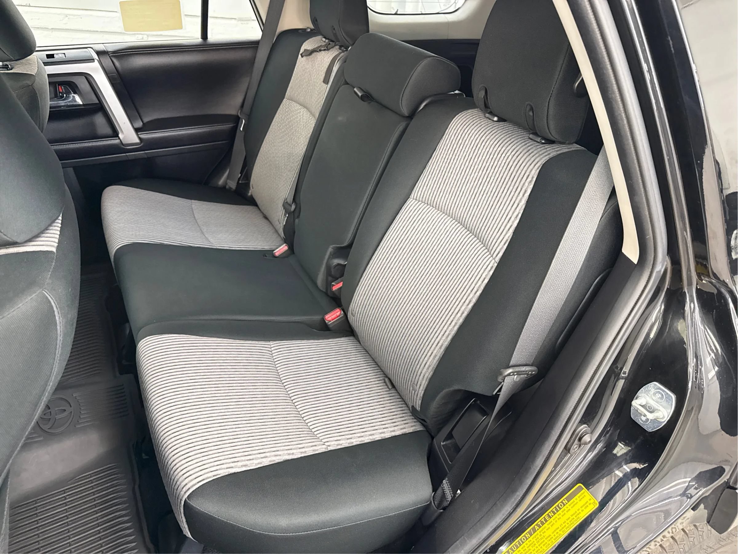Used 2017 Toyota 4Runner SR5 AWD/4WD image 43
