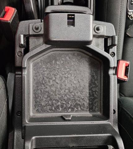 Used 2020 Jeep Wrangler Unlimited Sahara AWD/4WD image 29
