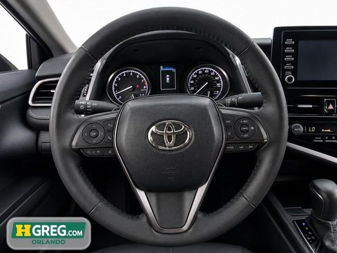 Used 2024 Toyota Camry SE FWD image 13