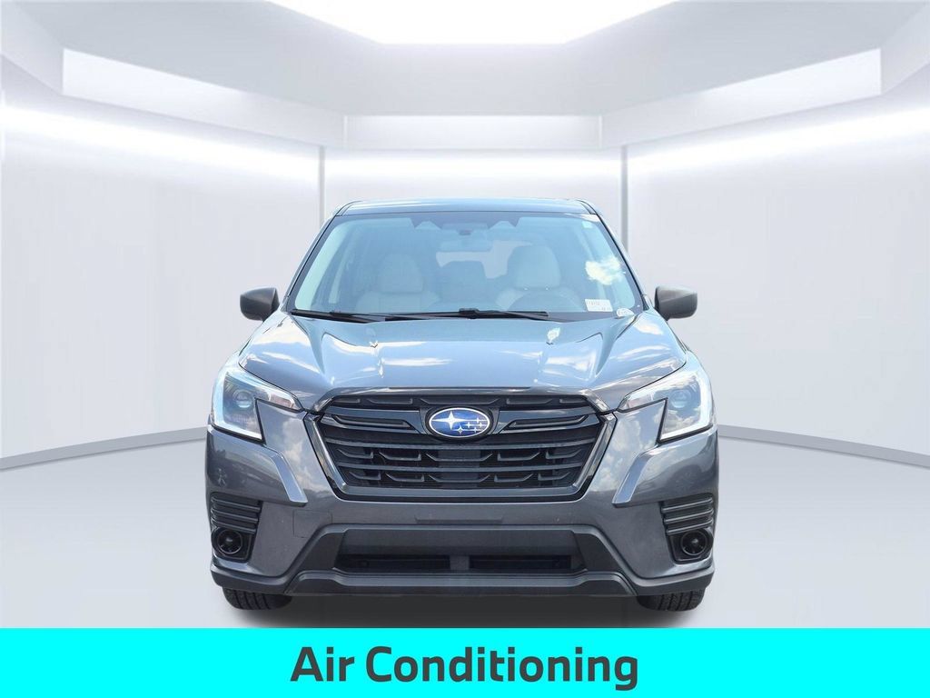 Used 2023 Subaru Forester AWD/4WD image 11