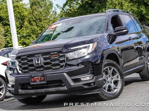 Used 2024 Honda Passport TrailSport image 17