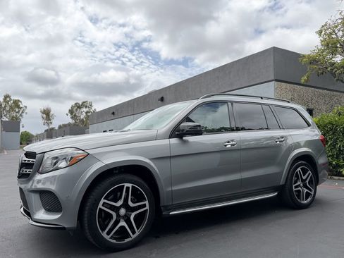 Used 2017 Mercedes-Benz GLS 550 4MATIC image 9