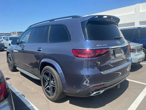 Used 2024 Mercedes-Benz GLS 450 4MATIC image 8