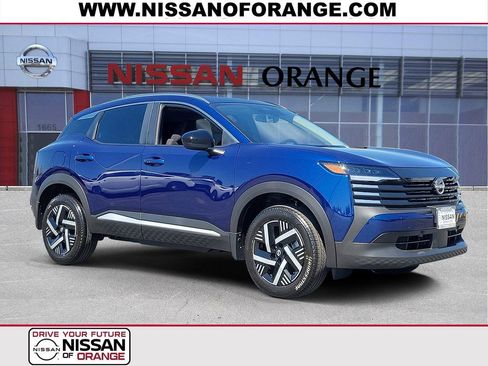 New 2026 Nissan Kicks SV w/ SV Premium Package image 1