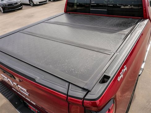 Used 2023 GMC Sierra 1500 SLT w/ SLT Convenience Package image 12